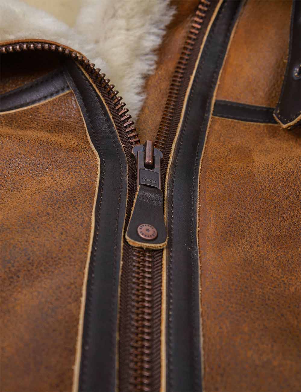 Aron - Bomberjacka med Huva i Fuskpäls