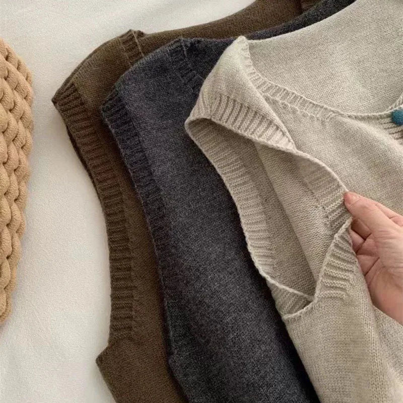 MARIBEL | FÄRG-KNAPP KNITTAD VÄST